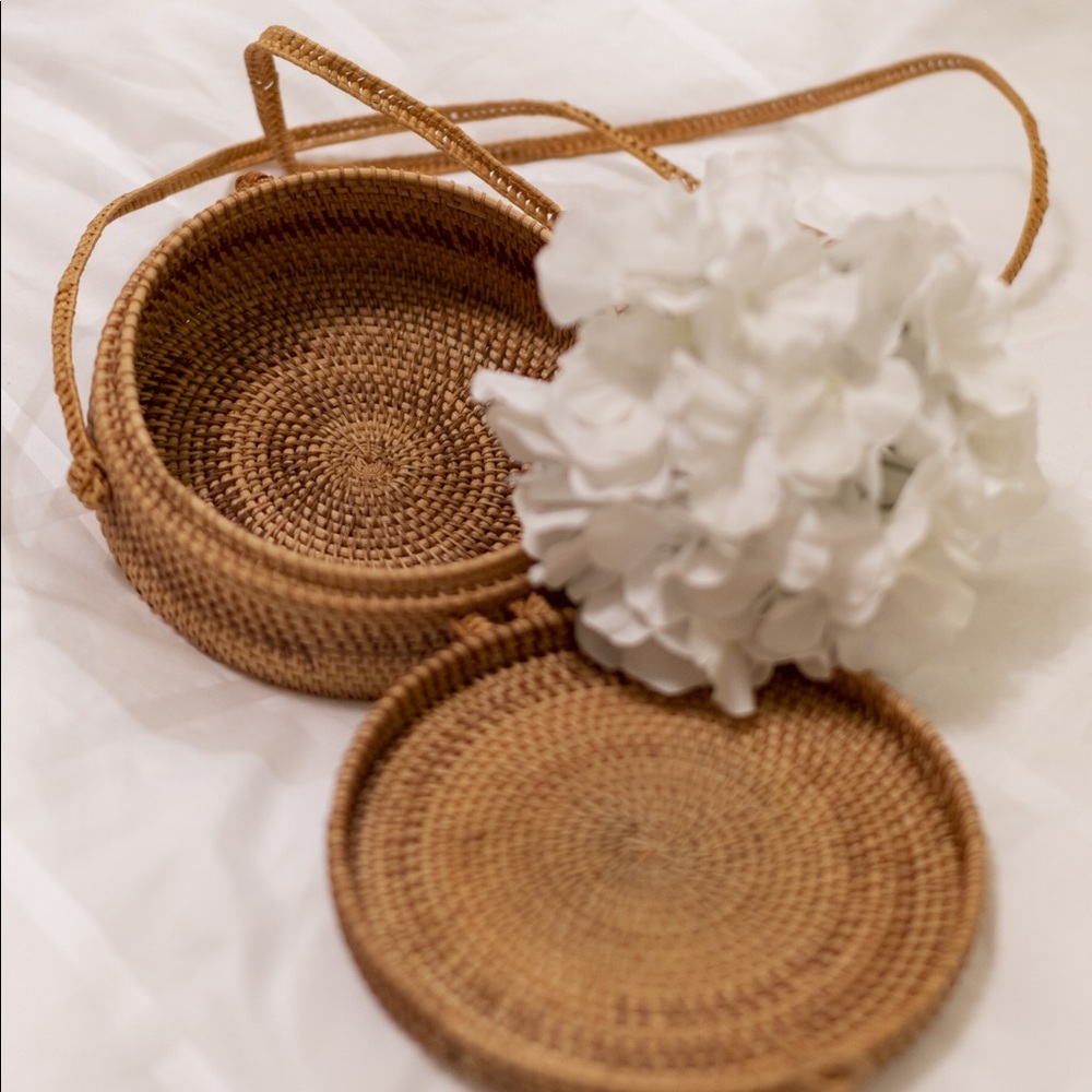 Round Wicker Bag - image 2